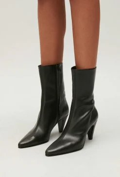 Best Sale Black Leather Boots Women Booties And Boots